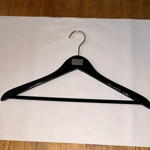 Enzo Custon Black Wooden Hanger with Bar‎